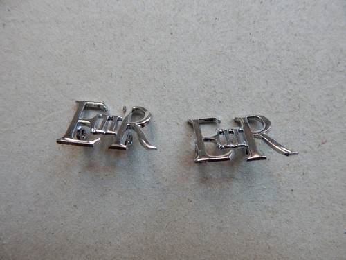 Obsolete eiir collar badges - obsolete,