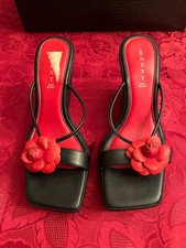 Beautiful NEXT ladies slip on