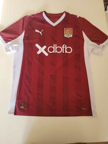 Northampton town home - town,