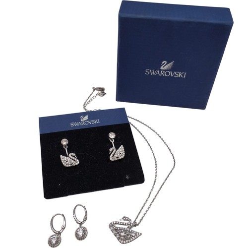 Swarovski jewellery set - jewellery,