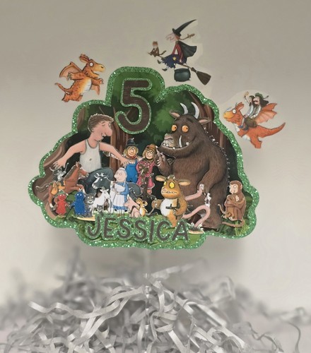 Julia donaldson story cake - julia,