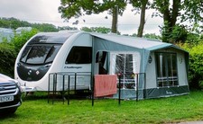 Isobella Magnum 340 porch