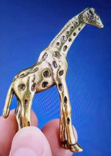 Brass giraffe mini sweet - brass,