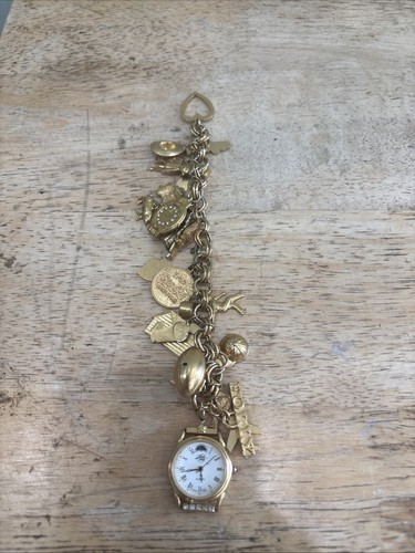 Kirks folly vintage - folly, gold
