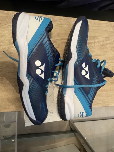 Yonex power cushion - yonex, x3