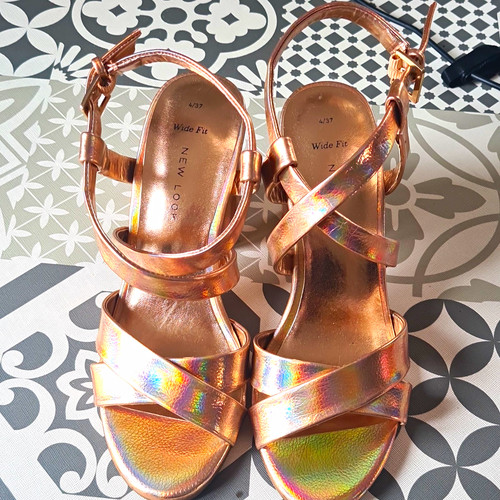 New look wide fit - wide,
