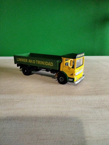Corgi classics 50th - classics, scale