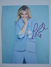 LISA FAULKNER Genuine hand