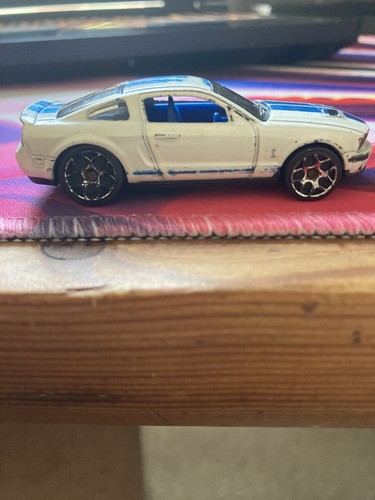 Hot wheels shelby gt500 - shelby,