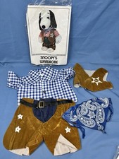 Vintage Snoopy’s Wardrobe
