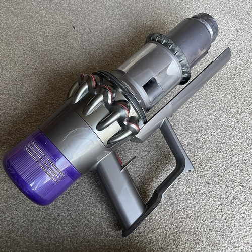 Dyson v11 main - main, body