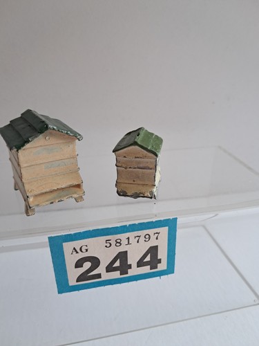 Britains johillco bee hives - britains/johillco,
