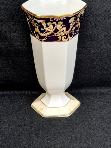 Wedgwood cornucopia bone china - bone,
