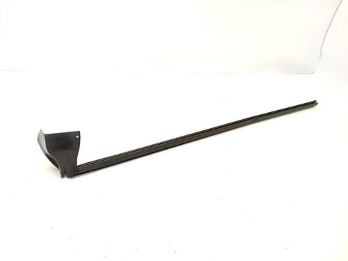 Bmw e46 2004 right rubber - e46,