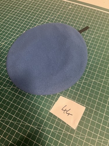 Blue beret united british - un,