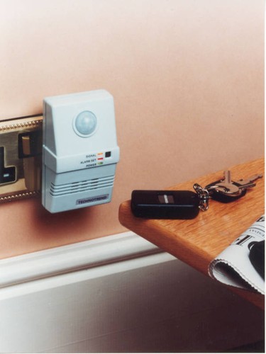 Plug security alarm system - alarm,