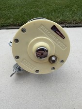 VINTAGE OLD SEA FISHING REEL