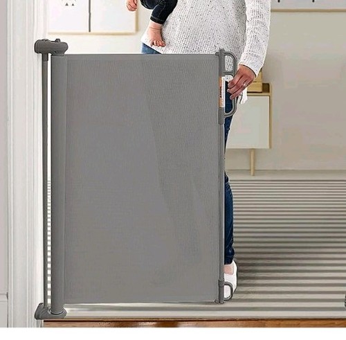 Momcozy retractable baby gate - baby,
