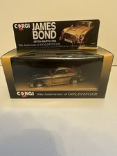 Corgi 96445 30th anniversary Of Bond Gold Aston Martin DB5 Limited Edition.
