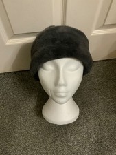 M&S Beanie Hat Knitted Ladies