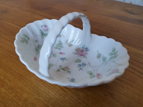 Vintage wedgewood rose hip - wedgewood,