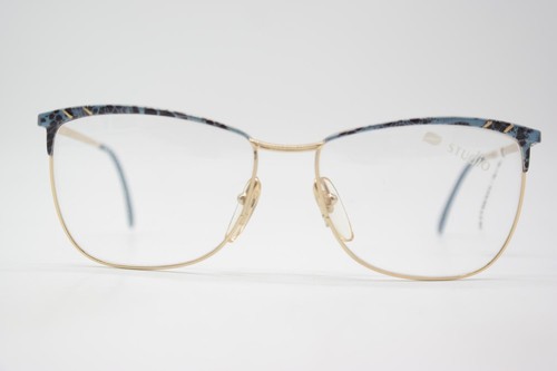 Vintage glasses studio - glasses,