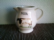 ENGLISH POTTERY - CLOVERLEAF -
