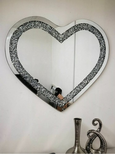 Large love heart shaped wall - large,