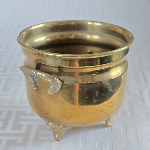 Small vintage brass cauldron - small,
