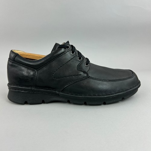 Clarks shoes size uk9 black - size,