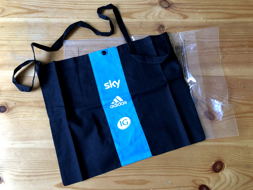 Nos sky team - cycling, musette