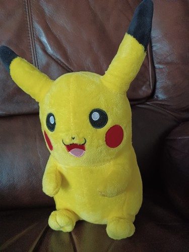 Pikachu pokémon plush - pikachu,