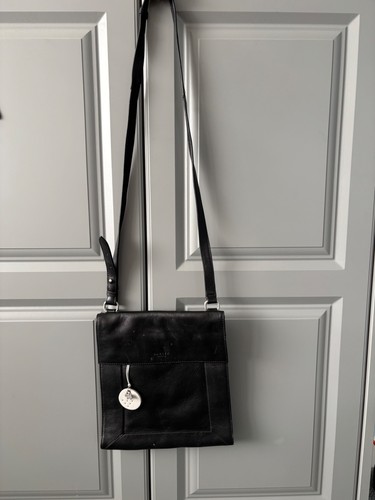 Radley london black crossbody - radley,
