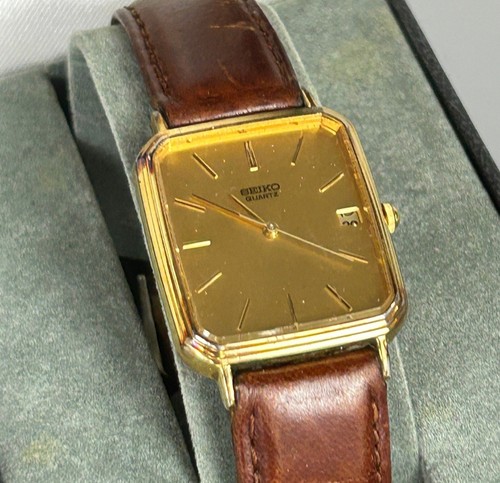 Seiko men quartz day date - men's,