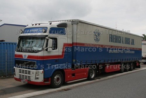 Truck photo volvo tarpaulin - truck,