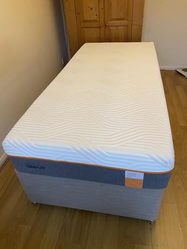 Single adjustable electric bed - adjustable,