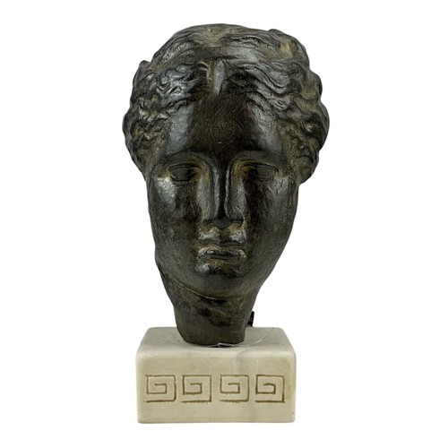 Hygeia salus greek - hygeia,