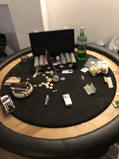 Poker Table With Arm Rest. 5 Seats. Round Table