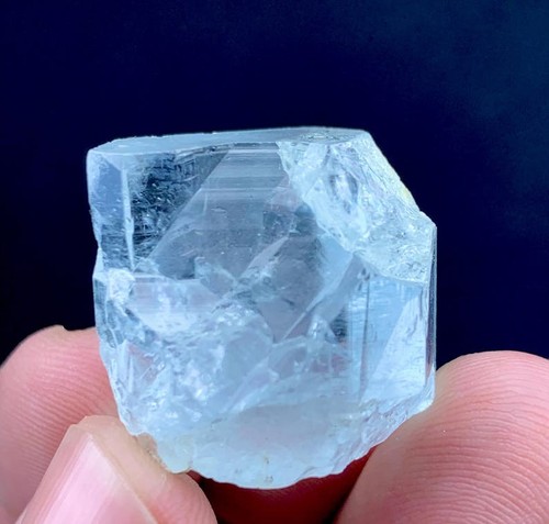 Natural aquamarine crystal - aquamarine,