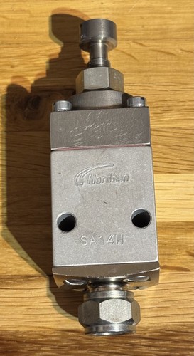 Nordson glue applicator die