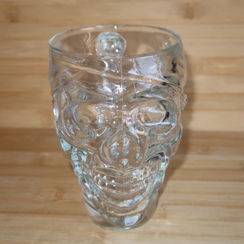Treasure island pirate skull - island,