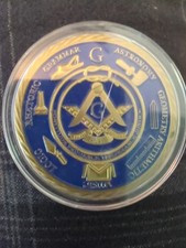 Masonic Free Mason Commemorative Coin. Gold Plated And Enamel.