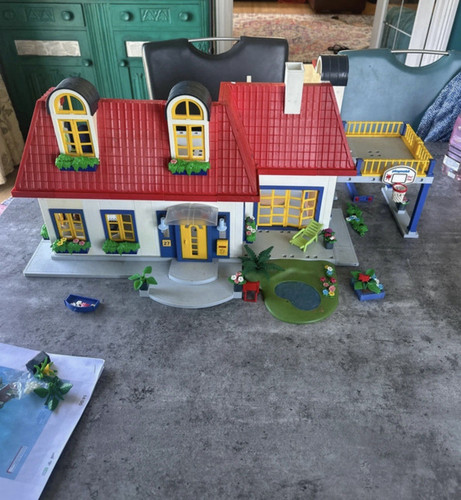 Playmobil large family house - playmobil,