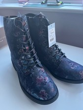 Pavers Womens Boots Navy