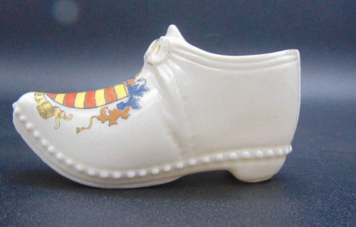 Carlton ware crested china - ware,