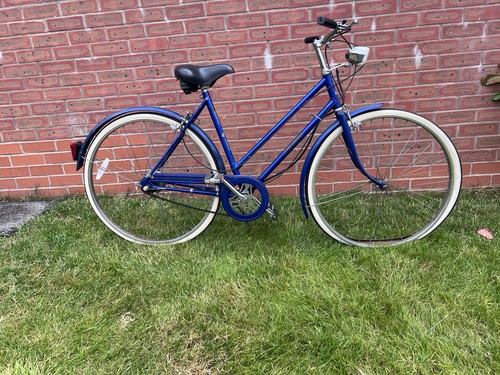 Vintage ladies town bike - ladies,