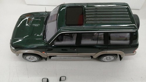 Kyosho nissan patrol 1998 - nissan,
