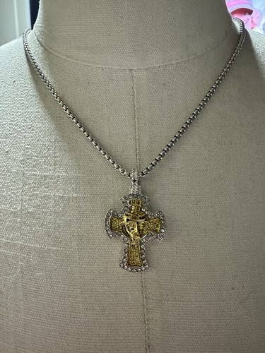 Large iced out cross - large,