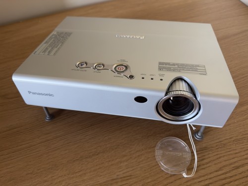 Panasonic lb20ea xga - pt-lb20ea, xga/svga