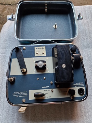 Vintage kodak brownie - brownie,